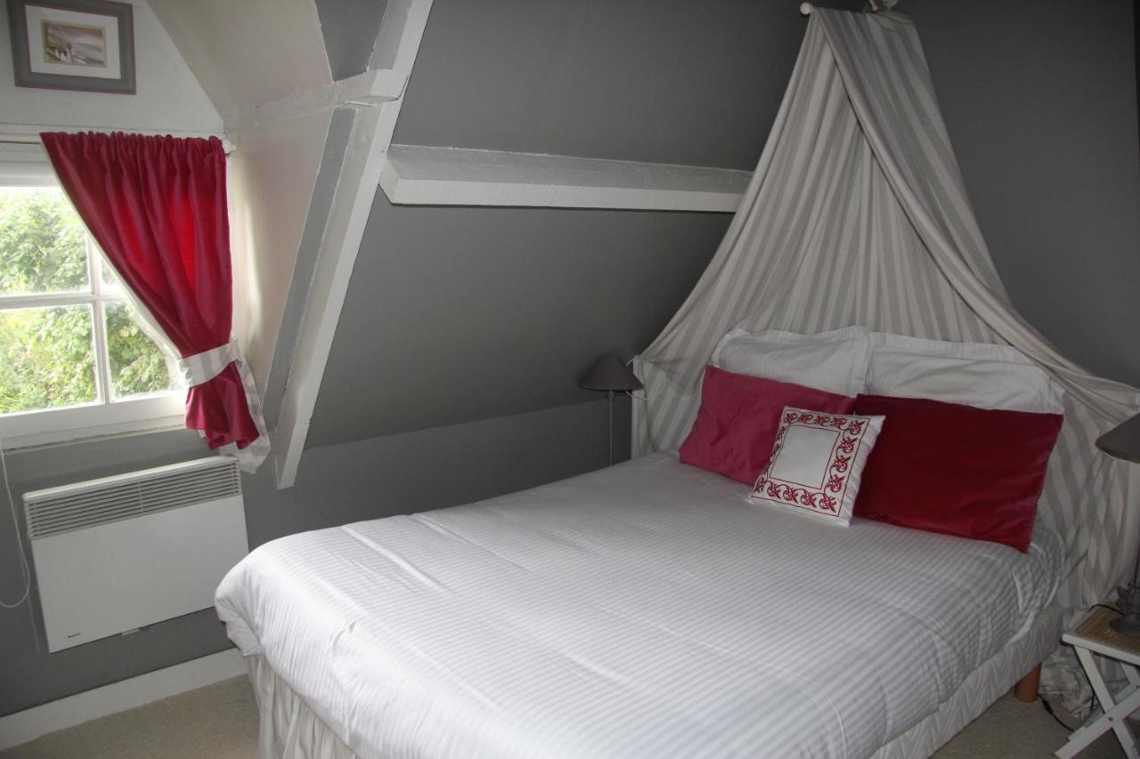 Le Cottage Mirabelle Epaignes ภายนอก รูปภาพ